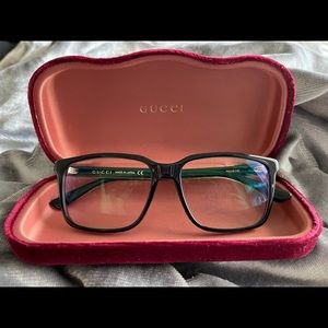 GUCCI GLASSES